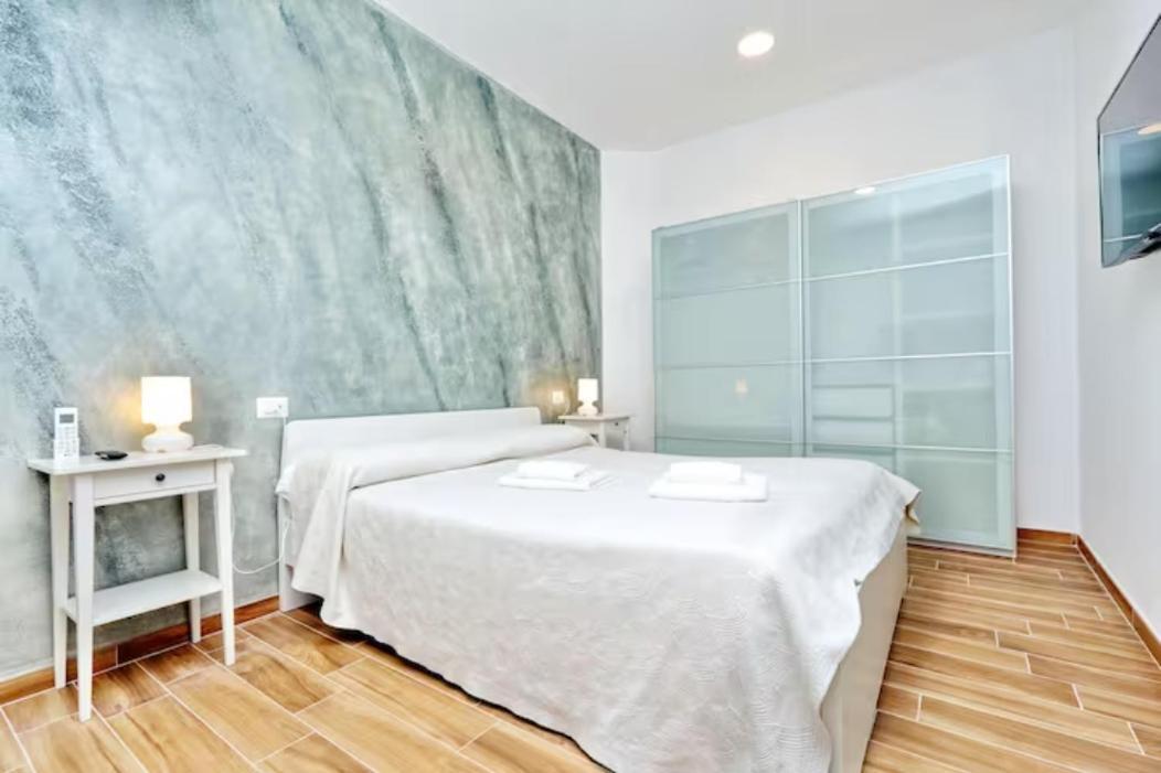 Restart Accommodations Aldobrandini E Sciarra Рим Экстерьер фото