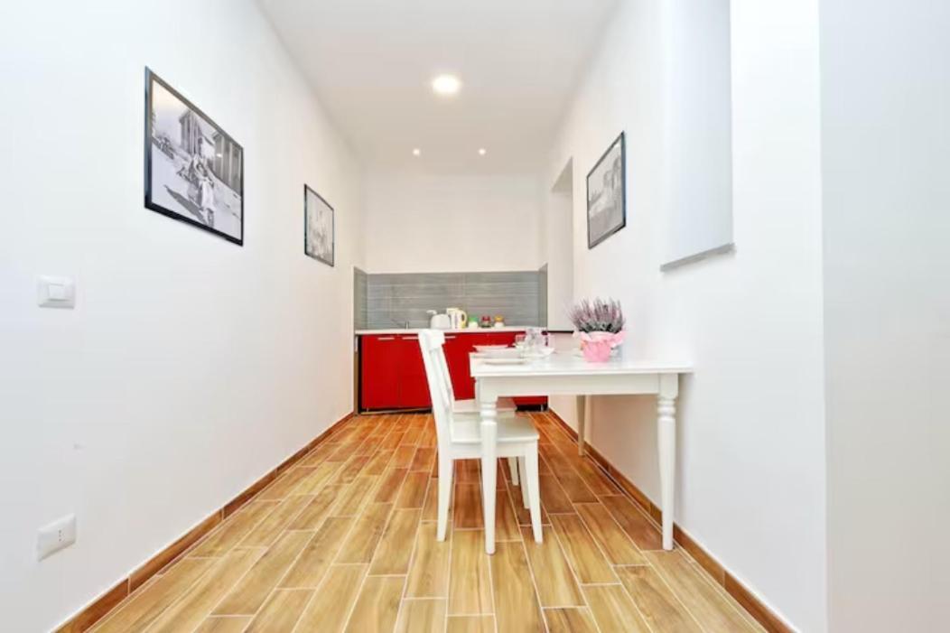 Restart Accommodations Aldobrandini E Sciarra Рим Экстерьер фото