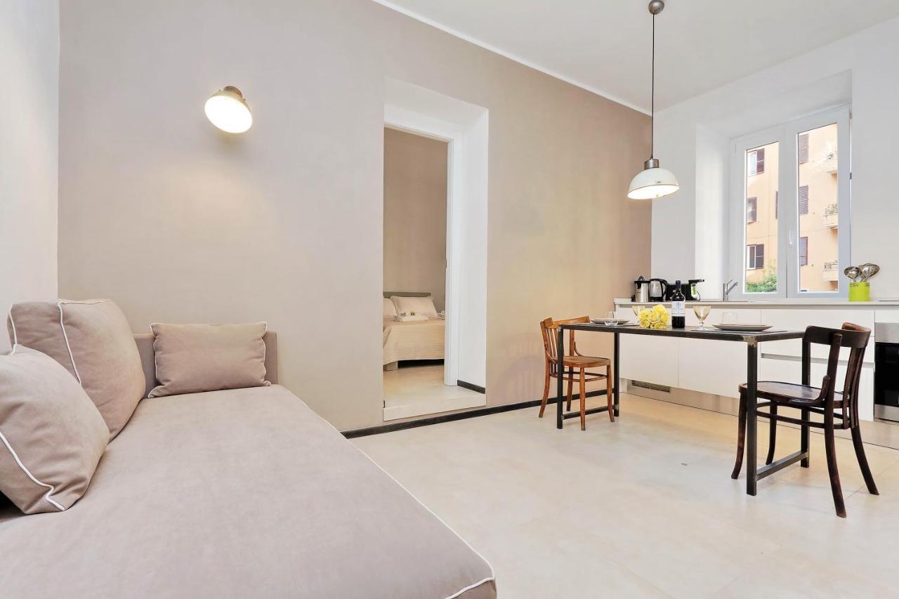 Restart Accommodations Aldobrandini E Sciarra Рим Экстерьер фото