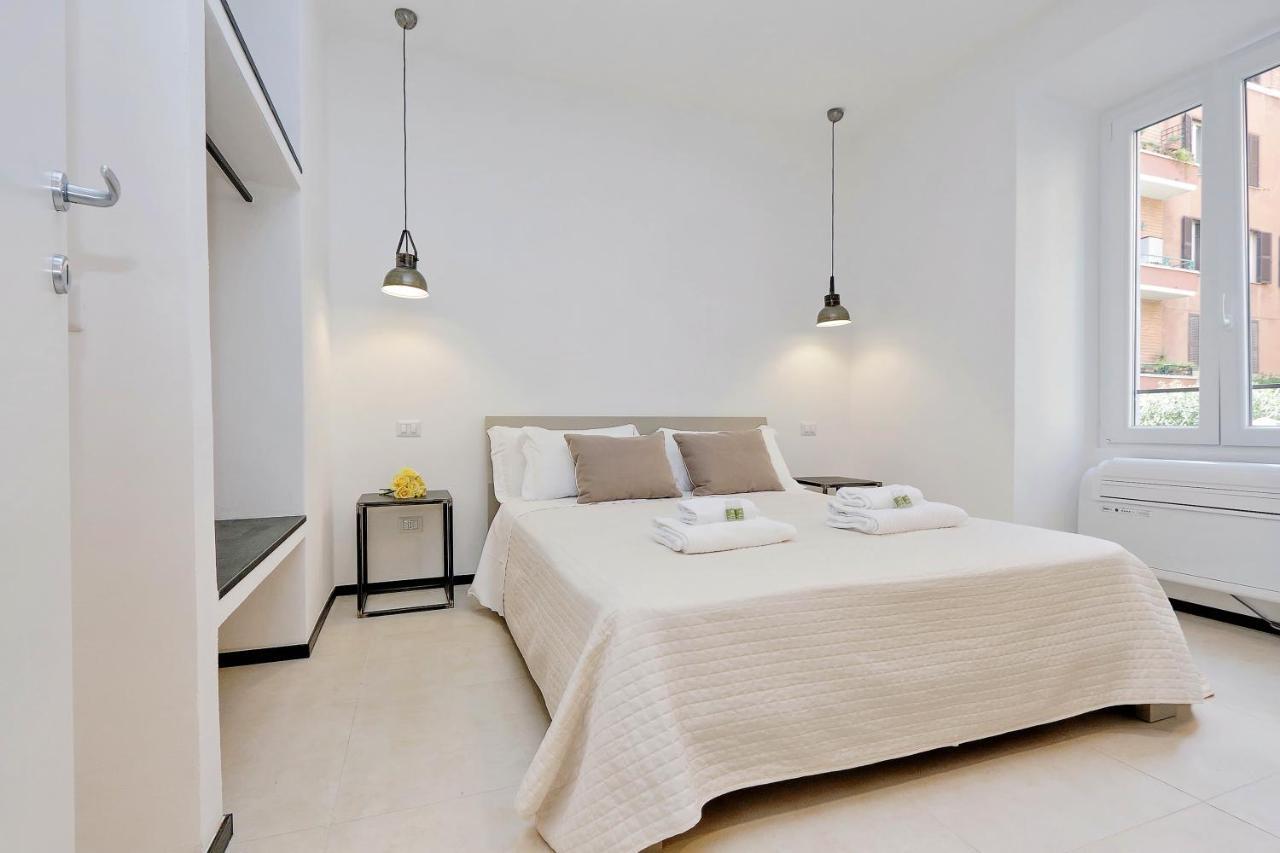 Restart Accommodations Aldobrandini E Sciarra Рим Экстерьер фото